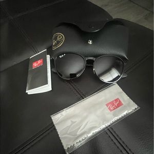 Ray-Bans Womens Sunglasses in style Erika